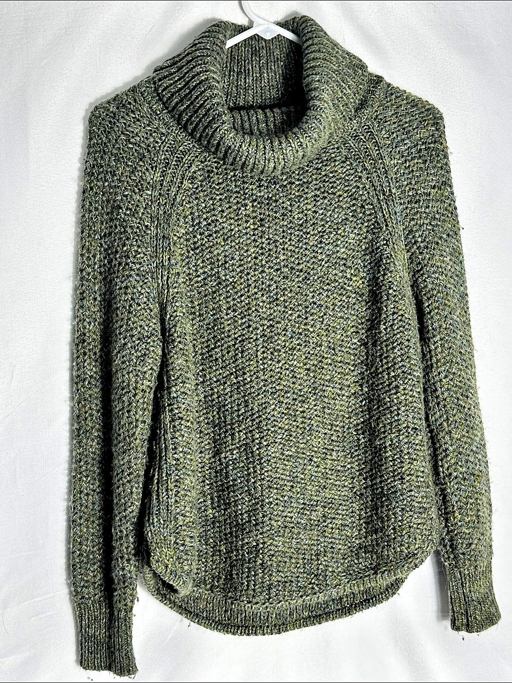 prAna Callisto Cozy Chunky Knit Turtleneck Cowl Neck Sweater Green Size Medium